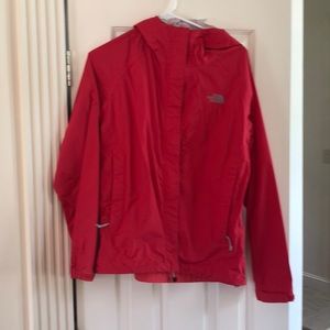 North face windbreaker medium